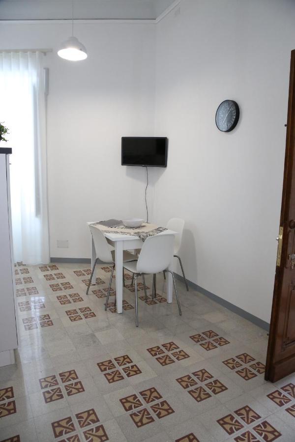 Palazzo Leonardo Apartment Шикли Екстериор снимка