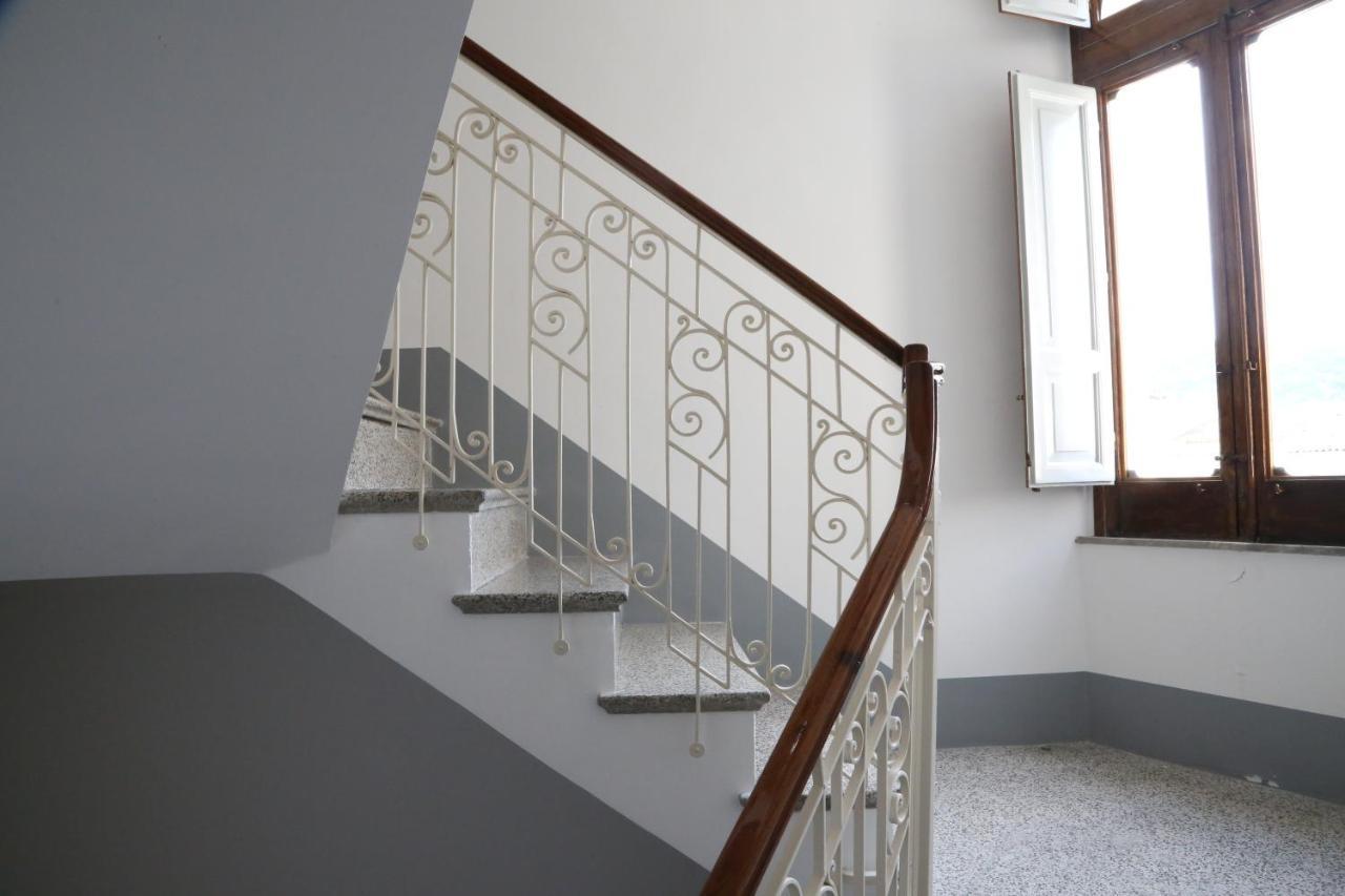 Palazzo Leonardo Apartment Шикли Екстериор снимка